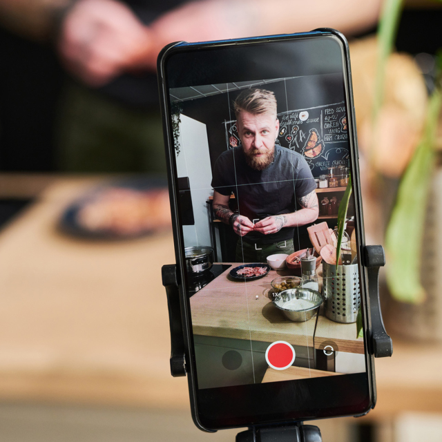 Pitch vidéo face caméra